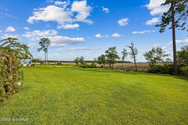 102 Firefly Court, St. Marys, GA 31558