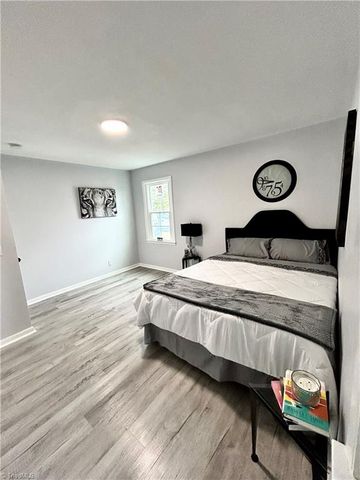 453 Bacon Street, Winston-salem, NC 27105