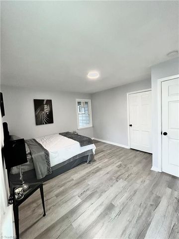 453 Bacon Street, Winston-salem, NC 27105