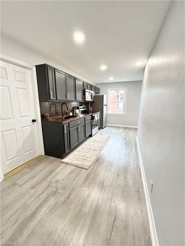 453 Bacon Street, Winston-salem, NC 27105