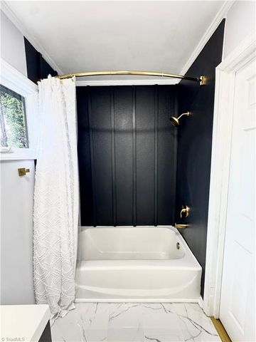 453 Bacon Street, Winston-salem, NC 27105