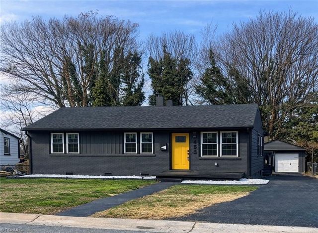 453 Bacon Street, Winston-salem, NC 27105
