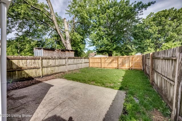 635 Lynn St, Louisville, KY 40217