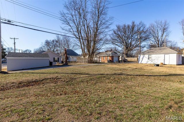 101 N Taylor Avenue, Crystal City, MO 63019