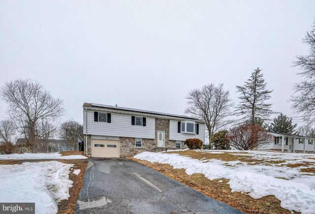 205 JACKSON RD, Gilbertsville, PA 19525