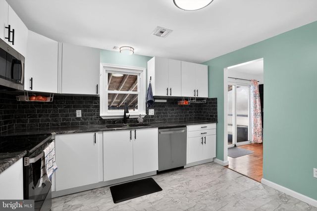 205 JACKSON RD, Gilbertsville, PA 19525