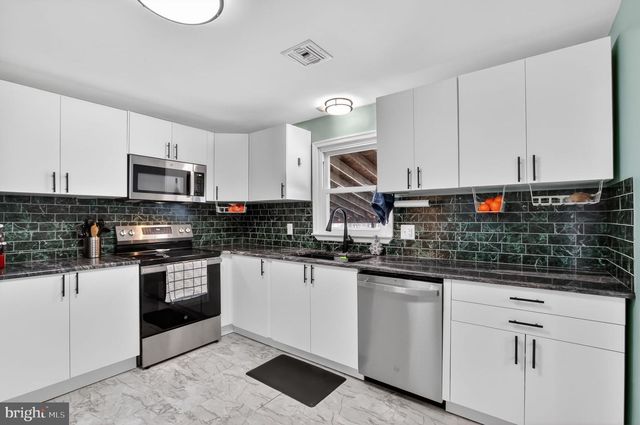 205 JACKSON RD, Gilbertsville, PA 19525