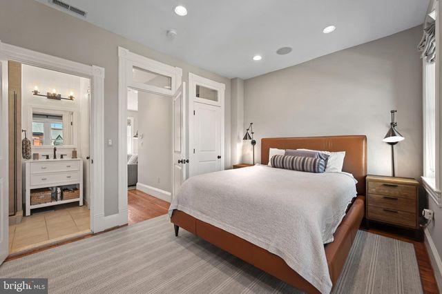 950 WESTMINSTER ST NW, Washington, DC 20001