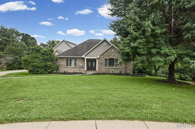 8536 Armsleigh Place, O'fallon, IL 62269