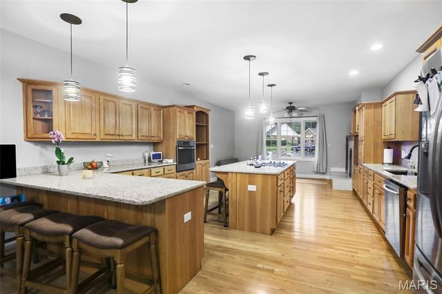 8536 Armsleigh Place, O'fallon, IL 62269