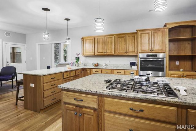 8536 Armsleigh Place, O'fallon, IL 62269