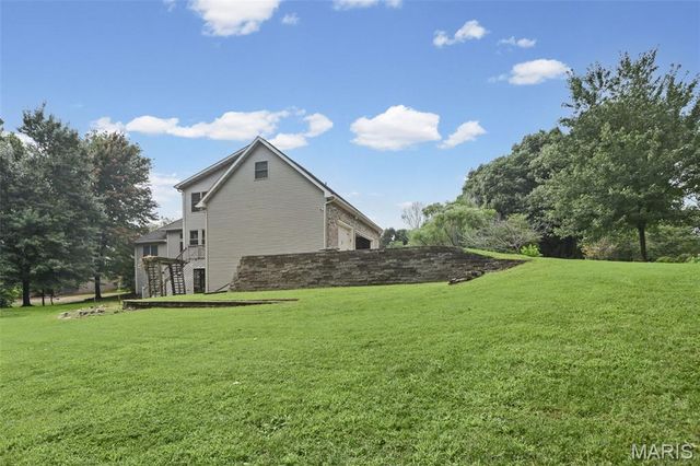8536 Armsleigh Place, O'fallon, IL 62269