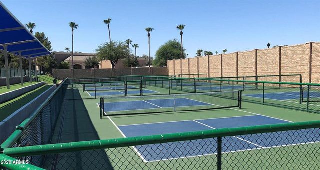 23702 S DESERT SANDS Drive, Sun Lakes, AZ 85248