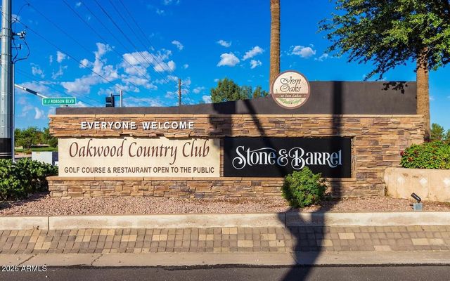 23702 S DESERT SANDS Drive, Sun Lakes, AZ 85248