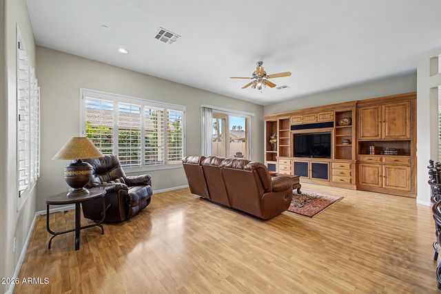 23702 S DESERT SANDS Drive, Sun Lakes, AZ 85248