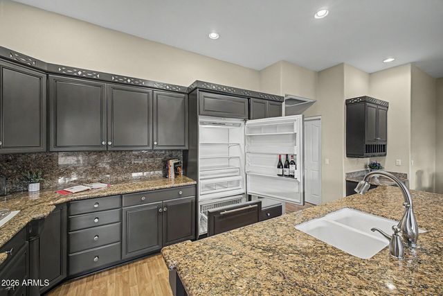 23702 S DESERT SANDS Drive, Sun Lakes, AZ 85248