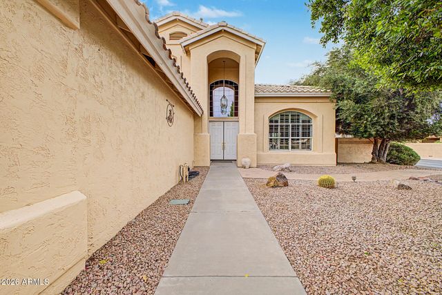 23702 S DESERT SANDS Drive, Sun Lakes, AZ 85248
