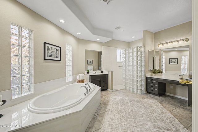 23702 S DESERT SANDS Drive, Sun Lakes, AZ 85248