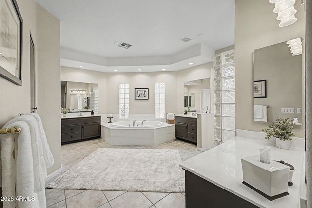 23702 S DESERT SANDS Drive, Sun Lakes, AZ 85248