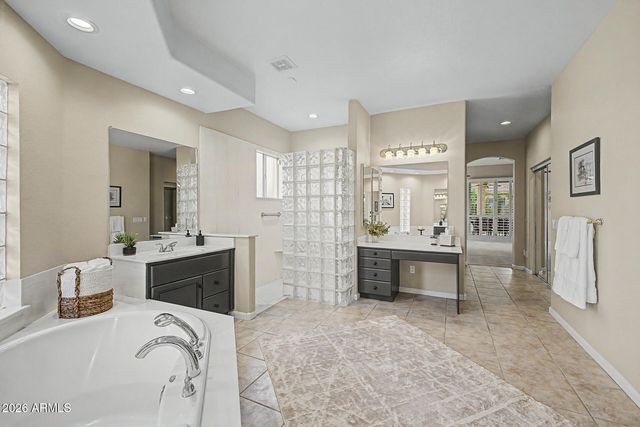 23702 S DESERT SANDS Drive, Sun Lakes, AZ 85248