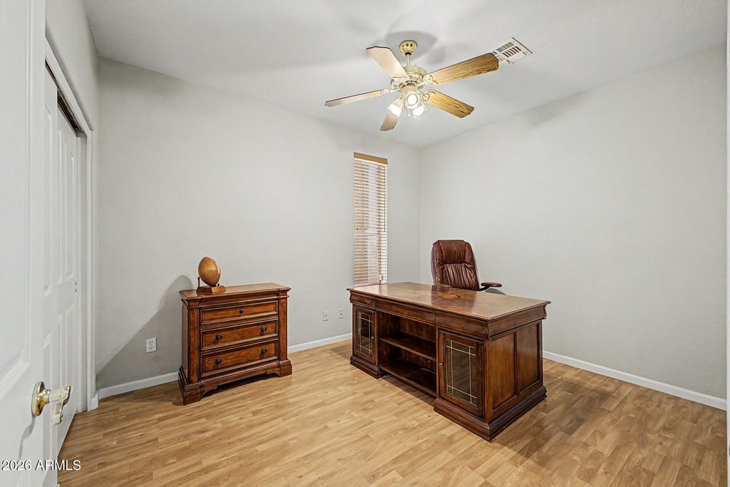 Image 38 of property listing at 23702 S DESERT SANDS Drive, Sun Lakes, AZ 85248