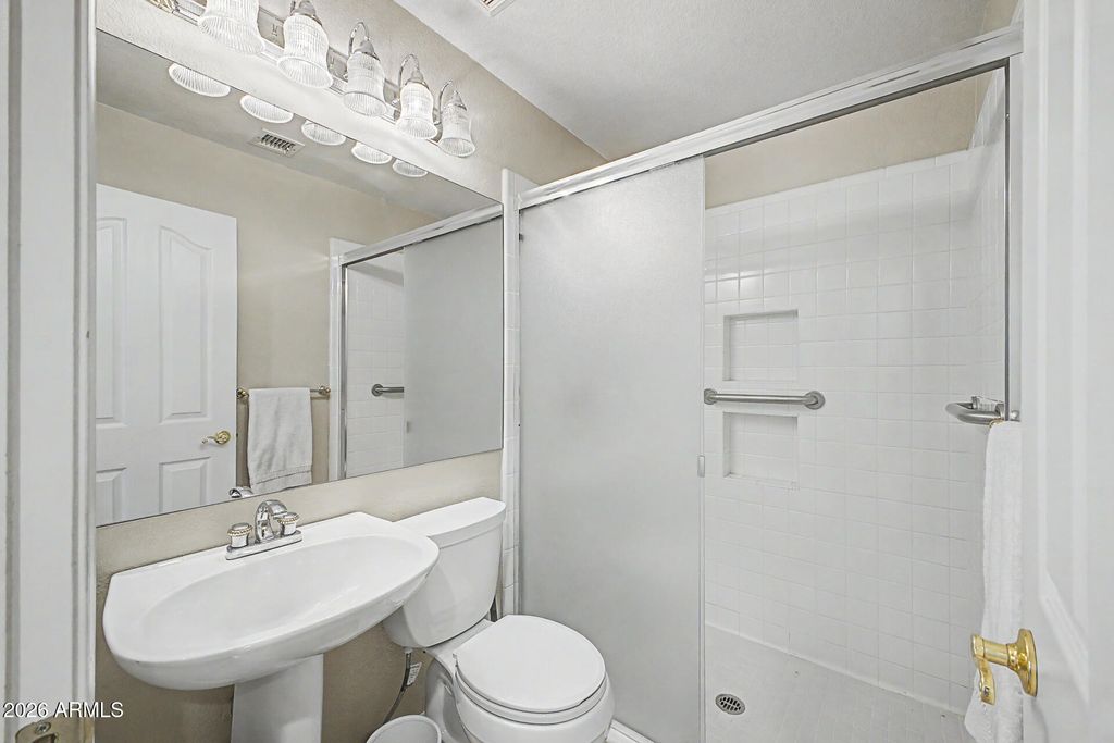 Image 41 of property listing at 23702 S DESERT SANDS Drive, Sun Lakes, AZ 85248