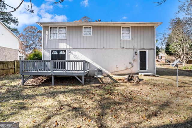 1767 BIG HORN Court, Conyers, GA 30013