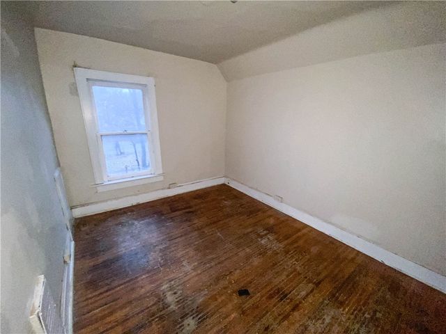 2 Oscar Street, Rochester, NY 14621