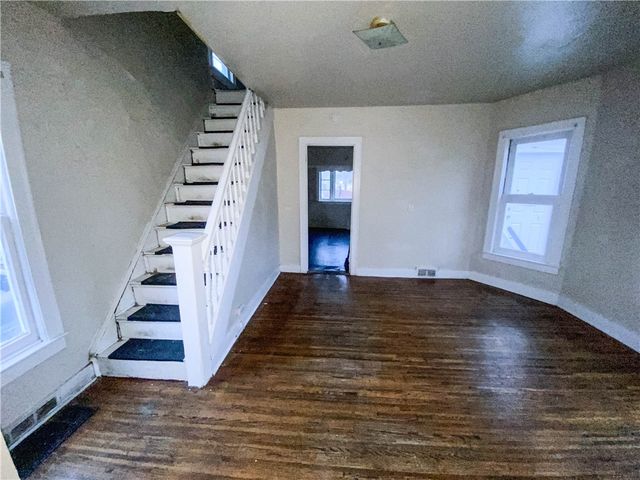 2 Oscar Street, Rochester, NY 14621