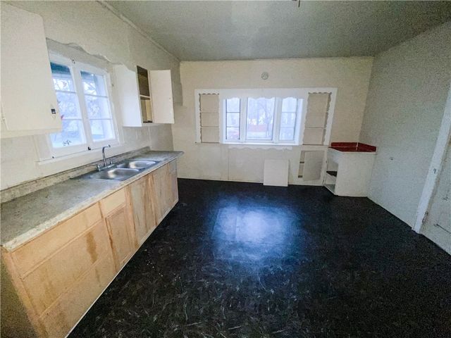 2 Oscar Street, Rochester, NY 14621