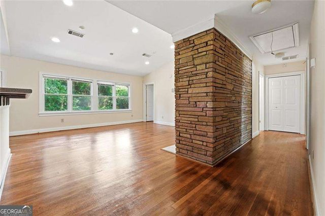208 Midvale Drive NE, Atlanta, GA 30342