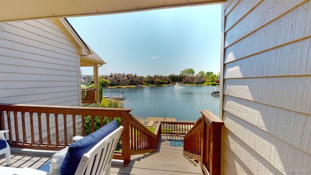 18182 W Blue Heron Dr N 91, Northville Twp, MI 48168