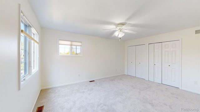 18182 W Blue Heron Dr N 91, Northville Twp, MI 48168