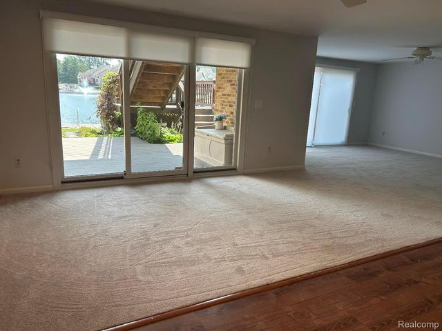 18182 W Blue Heron Dr N 91, Northville Twp, MI 48168