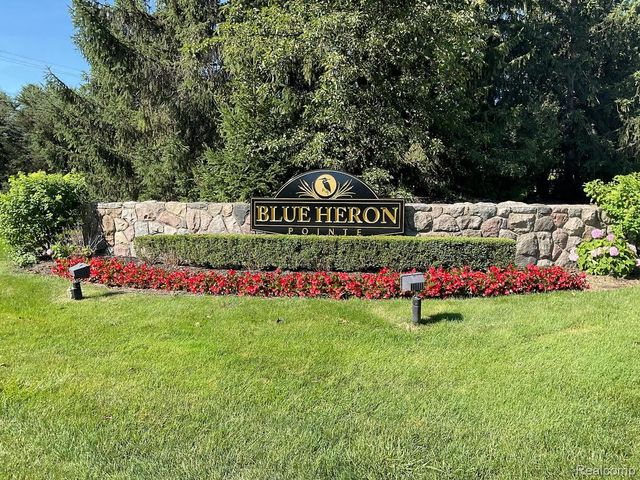 18182 W Blue Heron Dr N 91, Northville Twp, MI 48168