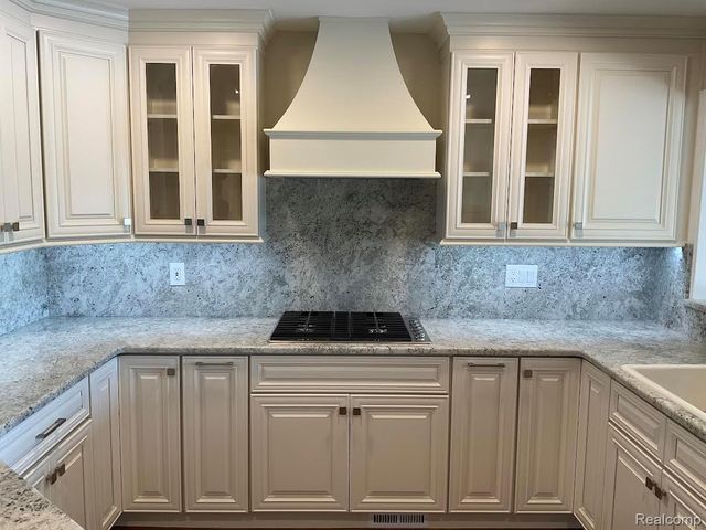 18182 W Blue Heron Dr N 91, Northville Twp, MI 48168