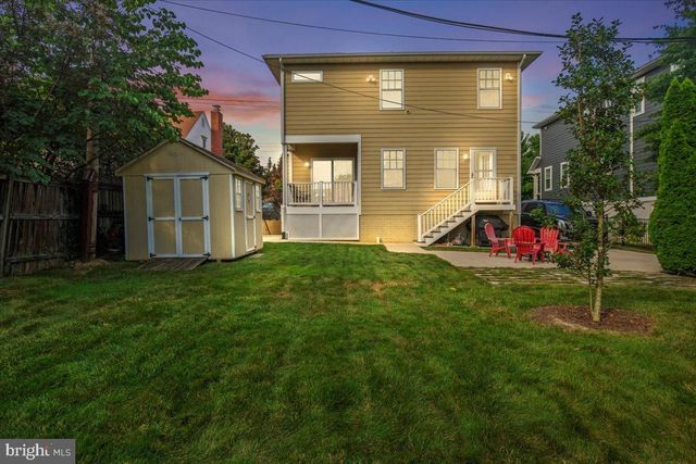 2504 WASHINGTON BLVD, Arlington, VA 22201