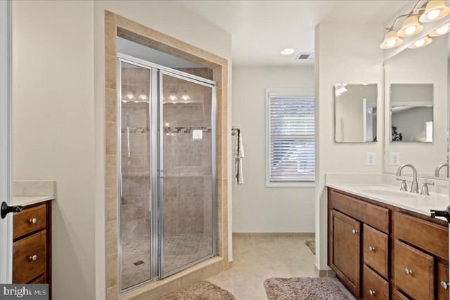 2504 WASHINGTON BLVD, Arlington, VA 22201