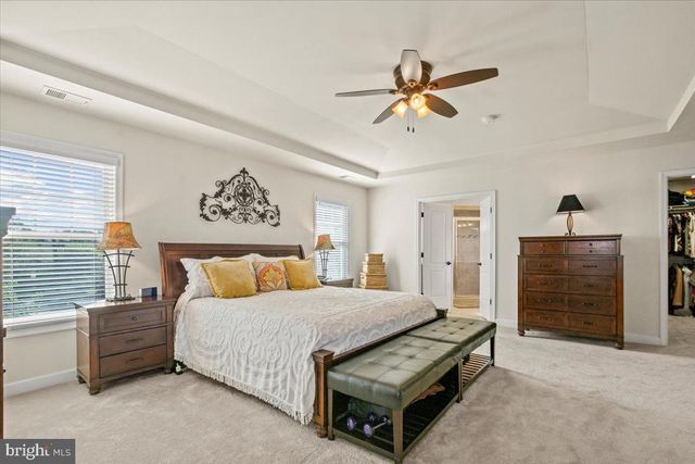 2504 WASHINGTON BLVD, Arlington, VA 22201