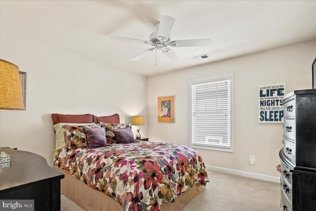 2504 WASHINGTON BLVD, Arlington, VA 22201