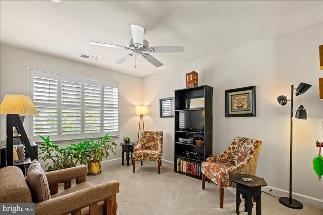 2504 WASHINGTON BLVD, Arlington, VA 22201