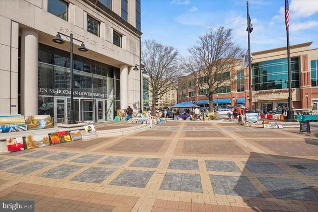 2504 WASHINGTON BLVD, Arlington, VA 22201