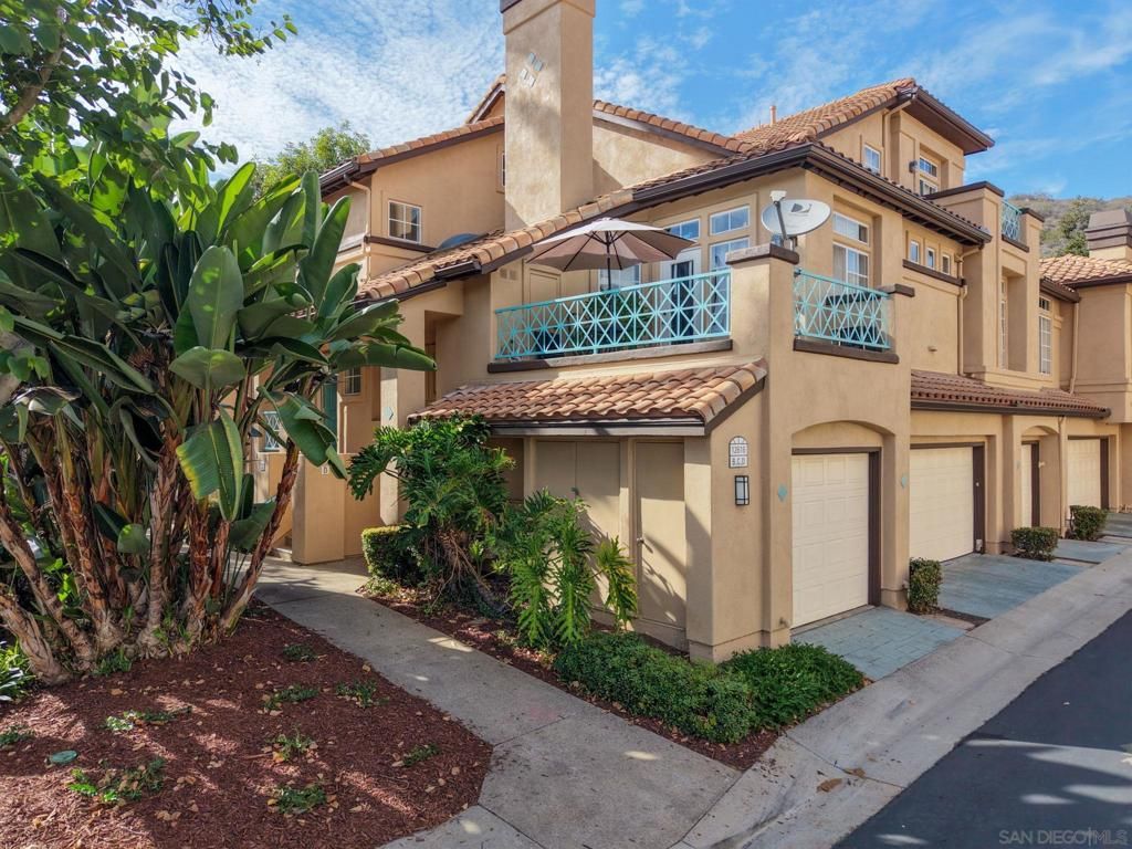 12616 Springbrook Drive Unit D, San Diego, CA 92128 — photo 2