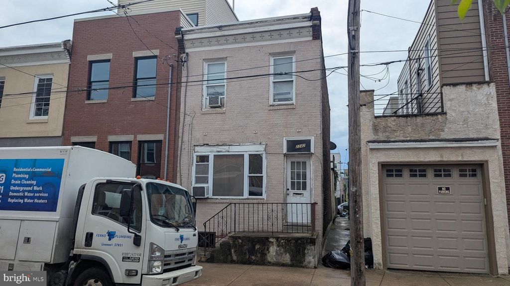 2242 OAKFORD ST, Philadelphia, PA 19146