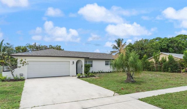 2840 DORSON Way, Delray Beach, FL 33445