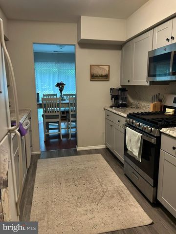 7 PEPPERCORN DR, Lumberton, NJ 08048