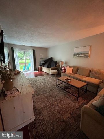 7 PEPPERCORN DR, Lumberton, NJ 08048