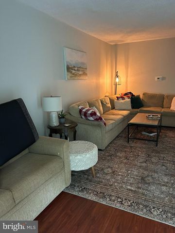 7 PEPPERCORN DR, Lumberton, NJ 08048