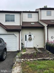 7 PEPPERCORN DR, Lumberton, NJ 08048