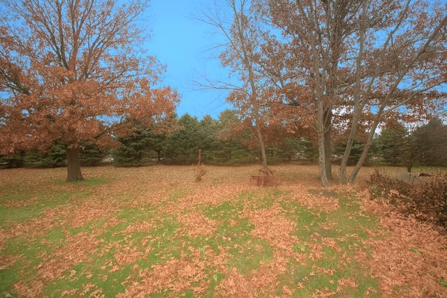 1245 Il Rt 26, Dixon, IL 61021